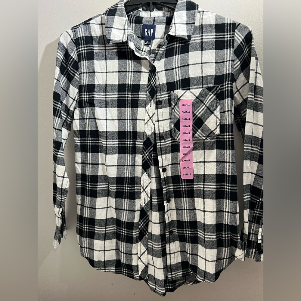 GAP Women Monochrome Checkered Button-Down Shirt
